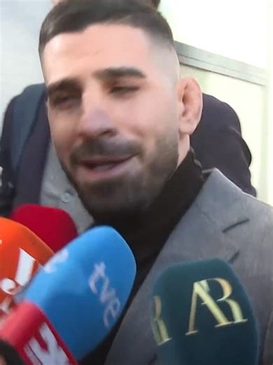 Primeras palabras de Ilia Topuria, a su llegada a los juzgados, ante su enfrentamiento con Giorgina #iliatopuria