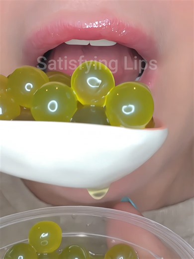 ASMR Satisfying Eating Popping Boba Balls #asmr #mukbang #satisfyinglips