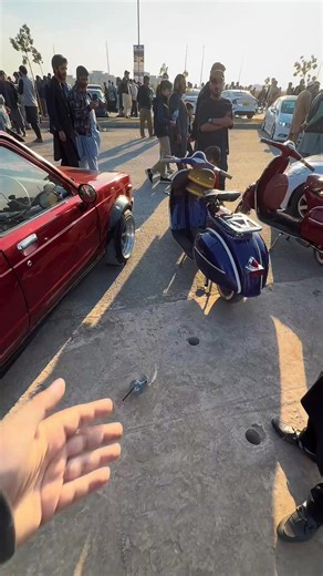 Two beautifully preserved 1961 Vespa on display at the PakWheels Peshawar Auto Show. True vintage two-wheel charm. | PakWheels.com