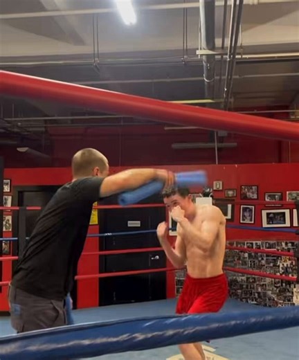 So Ellen/Elliot is gonna go fight in a men’s boxing league, right?That’s how this works now.
