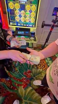 THAT JACKPOT JUST HAPPENED #vegas #casino #slots