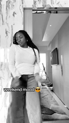 Chuko Mally's Weekend Mood 😎 | Simply Simi Viral Video