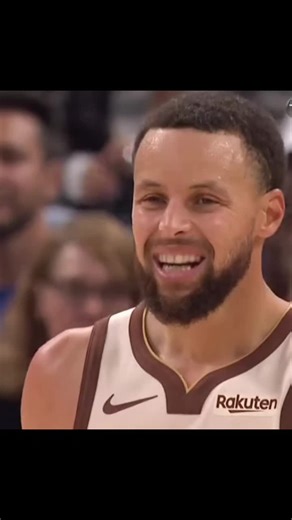 Stephen Curry Sets New Record in Exciting Warriors Game