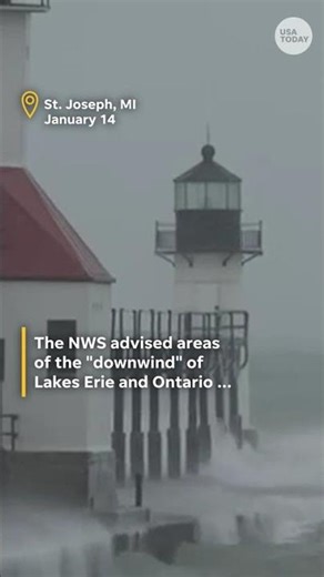 Arctic blast slams parts of US with snow and freezing temps