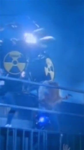 We’ve been pretty sure about this whole alien thing for a while now… #hangar18 #megadeth #heavymetal