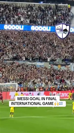 Messi saying goodbye to his Argentina career with a goal 🇦🇷🥹 (via siempreconargok/X, gercarrarafutbol/IG) #soccer #messi #argentina #futbol #retirement