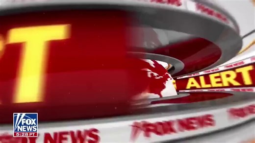 HUGE 🚨🔥 — In a stunning 5-4 ruling, the U.S. Supreme Court has granted U.S. President Donald Trump broad wartime authority under the '1798 Alien Enemies Act', empowering him to carry out massive deportations of 'Tren de Aragua gang members' directly to El Salvador’s mega-prison!