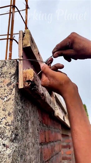 Carpenters Lock Formwork Using Wires & Screws ✨