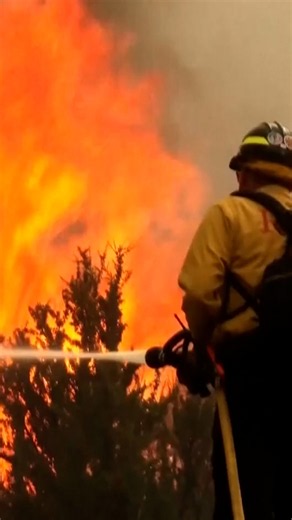 Residents lose homes as firefighters battle Hawk Fire