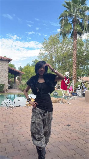 Beabadoobee Fitty Live in Phoenix, AZ | Powerline Tour