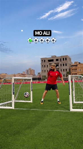 Aubameyang and I tested our shooting accuracy in goal test