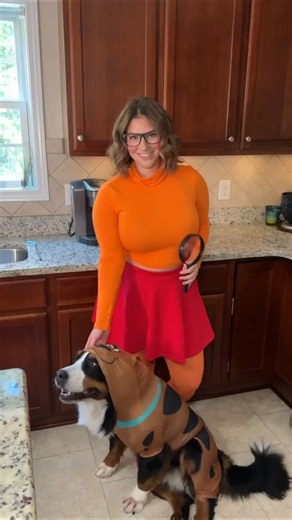 The Scooby to my Velma 🤎