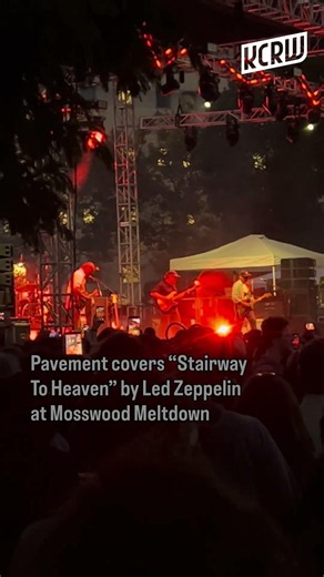 Pavement covers "Stairway to Heaven" by Led Zeppelin