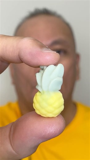 👂ASMR SWIZZELS BRITISH SQUASHIES CANDY TROPICAL PINEAPPLE FLAVOR EATING SOUNDS👂#shorts #asmr