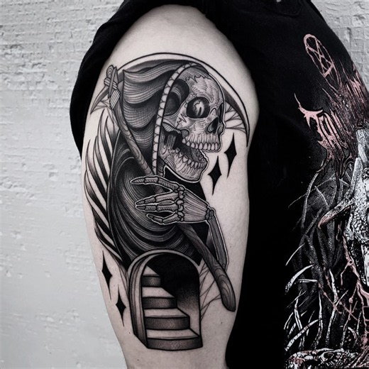 Post by @allthepiercingsandbodymods · 1 image