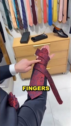 This Guy Shows The Best Tie Knot Tutorial