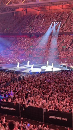 Backstreet Boys - I Want It That Way (Live in Düsseldorf)