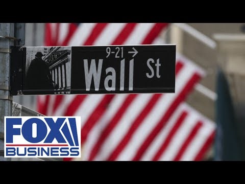 Investors like a 'clear path forward' and they're getting mixed signals, expert says
