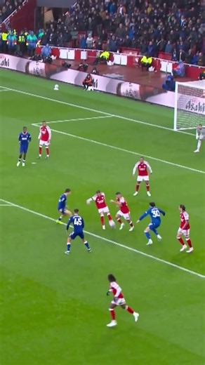 MARTIN ODEGAARD’S GENIUS PASS!