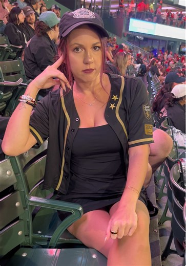 Fourth Wing Night at Fenway Park with Courtney and the Boston Red Sox