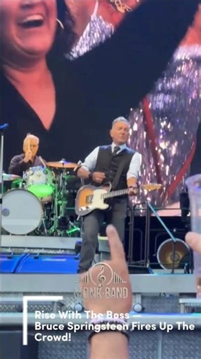 Rise With The Boss — Bruce Springsteen Fires Up the Crowd! #brucespringsteen #springteen #monkband