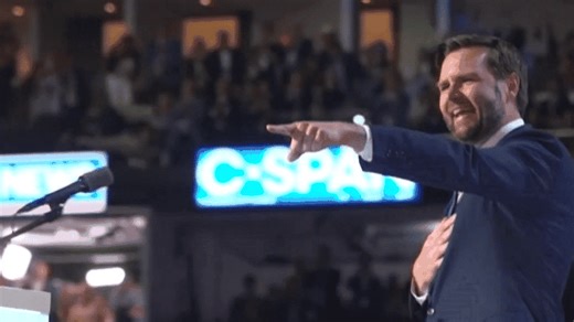 "Je suis obsédé avec ça" : aliens, "démons"... Les théories lunaires du vice-président américain