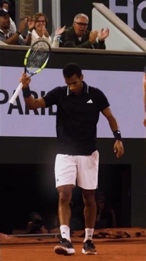 Auger-Aliassime's incredible fighting spirit 💪🏻🇨🇦 #RolandGarros #tennis #sports #aliassime