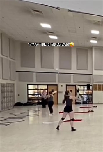 old clip but still a two turn tuesday🙌🙌#twoturn #winterguard #wgi #colorguard #trending