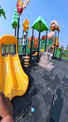 Bella ciao sunshine playground parkour slide 🛝 pov