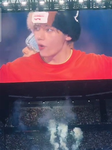 hello pretty！KING V RULES THE STAGETAEHYUNG ROCKS LONDON#V_WORLDTOUR_ARIRANG_LONDON_D2
