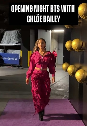 Chlöe at Lakers Opening Night: What Happened