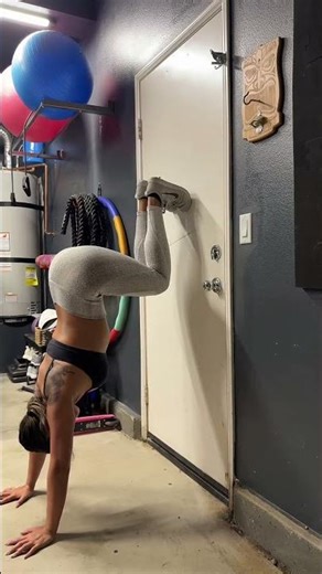 Splits Challenge #fitness #splits #flexibility