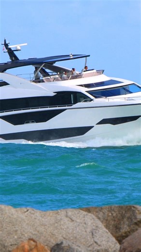 MiamiLife on Instagram: "The Rhythm of Haulover Inlet #HauloverInlet #Adrenalina #Haulover #miamiboats #MiamiLife #hauloverinletboats"