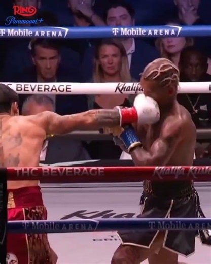Ryan Garcia's flattened Conor Benn with one right hand 🤯