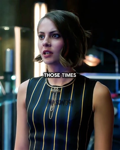 Oliver Tells Thea He's The Arrow #Arrow #Shorts