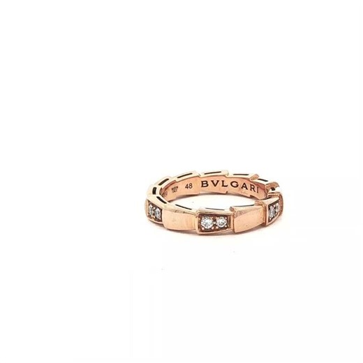 Anello BVLGARI Serpent Viper in oro rosa con diamanti #jewelry emmeoro-gioielleria #anellobulgari