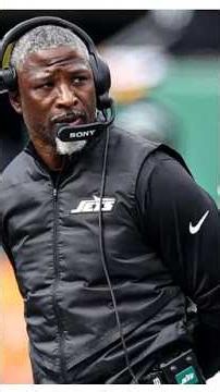 Joe and Connor ASKED About Aaron Glenn's Future #Jets #shorts #NFL (BADLANDS)