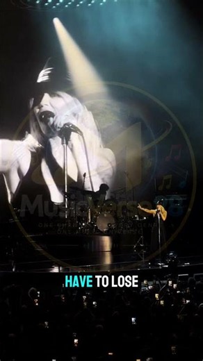 Miley Cyrus Delivers an Emotional Performance of “The Climb” at Hollywood Bowl 🥹❤️ #MileyCyrus
