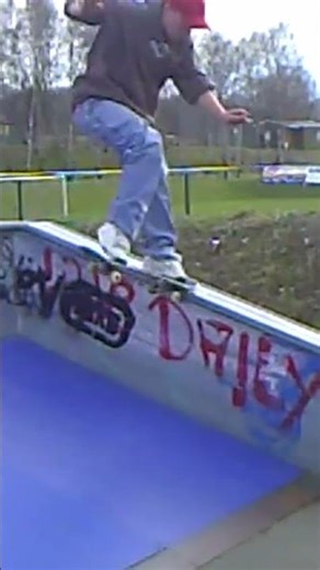 Gnarly Noseslide Down the Ledge | BSC Oldschool Skateboarding Clip at Sonneberg Skatepark #skate