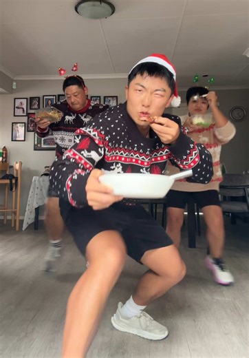 Enjoying Christmas Leftovers: A Day 3 Celebration