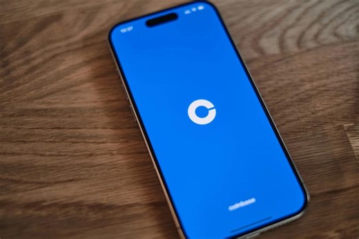 Coinbase (COIN) launches tokenized stablecoin credit fund on Solana, Ethereum, Base