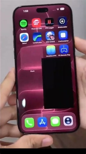 Strange iOS 17 Glitch Causes iPhone Screen to Freeze! 🚨iOS17 #iPhone #Apple #iPhoneGlitch