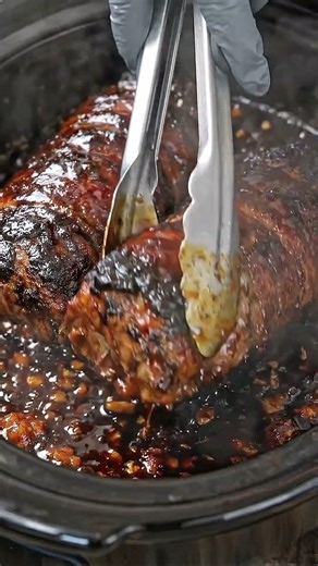 🥩🔥 Slow Cooker Sticky BBQ Beef Ribs