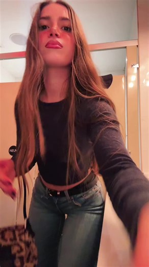 sigueme 🥰#parati #trend #tylee #sexy #girl