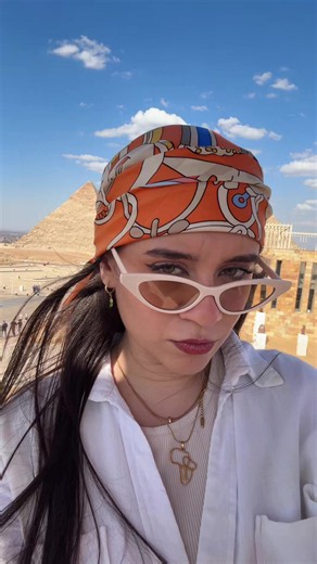 Discover Ancient Egypt: Pyramids and Queens