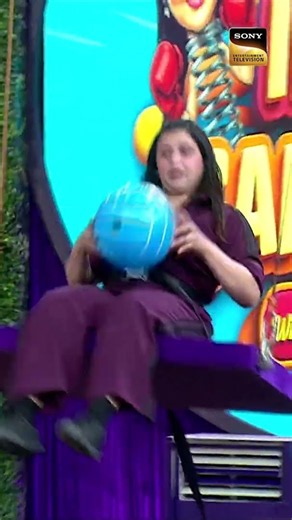 Mannara Se Miss Hui Sari Catches | Indian Game Show-With Bharti & Harssh | #bharti #comedy #shorts