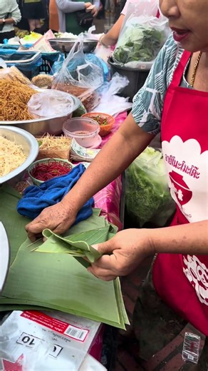 Authentic Laotian-style Pork Skin Larb, uniquely savory and delicious #PorkSkinLarb #Larb #Laos