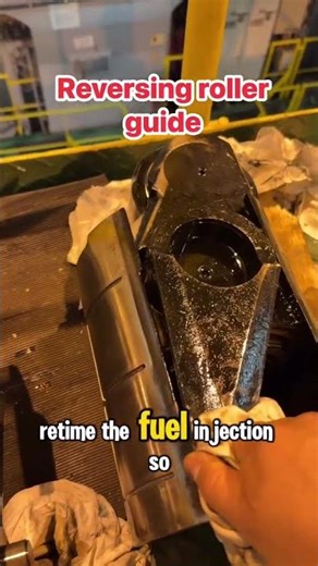 Reversing 2 stroke marine engine #marine #engineer #shorts #youtubeshorts #automobile #machine #sea