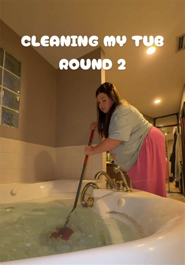 Cleaning My Nasty Tub — Deep Bathroom Clean Round 2
