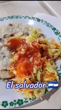 Comiendo PUPUSAS en el Mercado de chalatenango!!!🇸🇻 #elsalvador #comida #vida #viajes